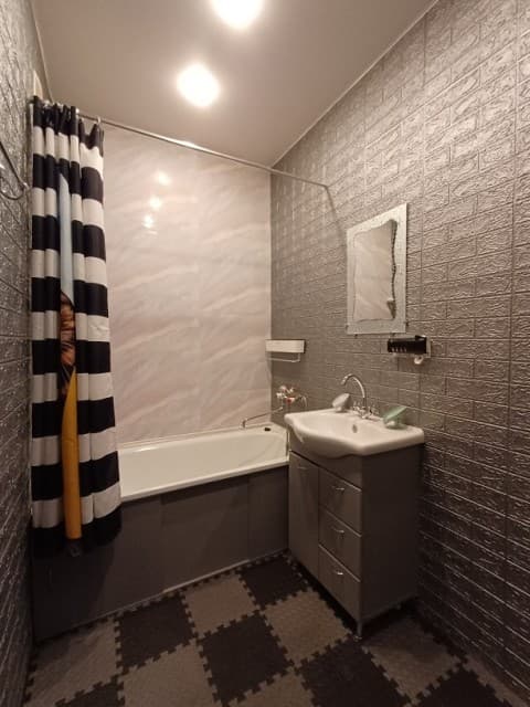 3 комн., 112 серия, Сахацирк 18