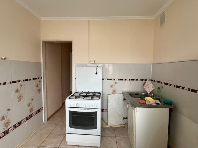 2 комн., 43 м², Блочный, Центр - район пл. Орджоникидзе 2
