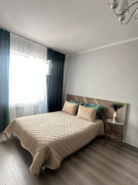 1 комн., 40 м², Монолитно-каркасный, 103 квартал (Ростелеком) 3
