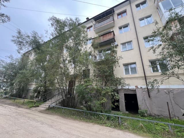 2 комн., 43 м², Блочный, Центр - район пл. Орджоникидзе 5