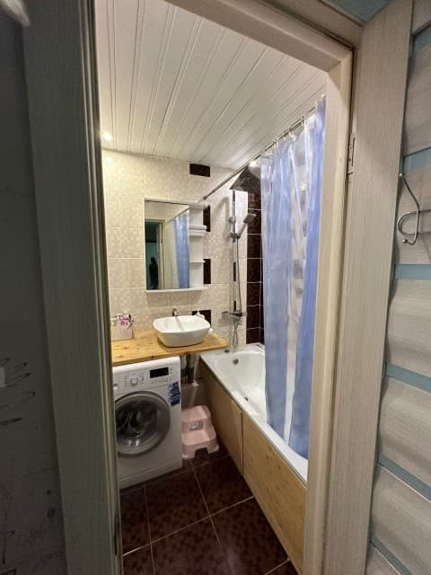 2 комн., 60 м², Монолитно-каркасный, 16 квартал 4