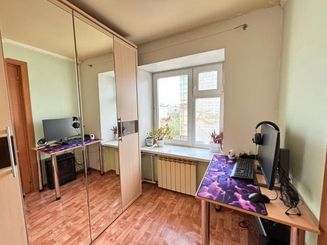 2 комн., 40 м², Хрущевка, Центр - район пл. Орджоникидзе 4