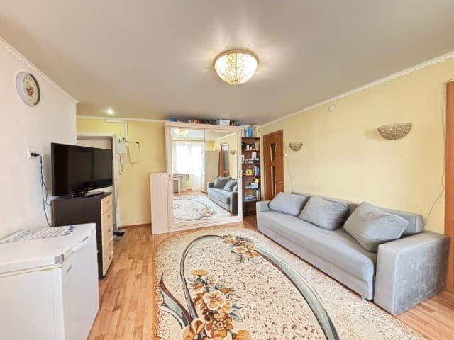 2 комн., 40 м², Хрущевка, Центр - район пл. Орджоникидзе