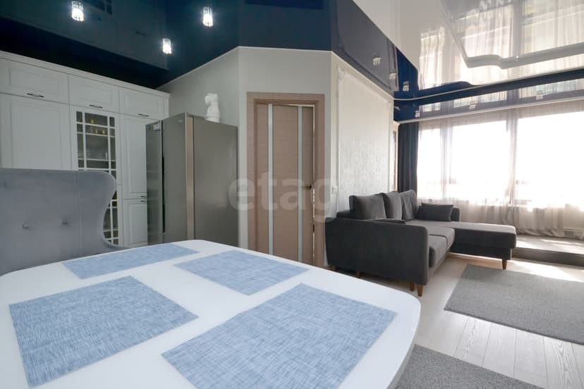 3 комн., 84 м², Монолитно-каркасный 2