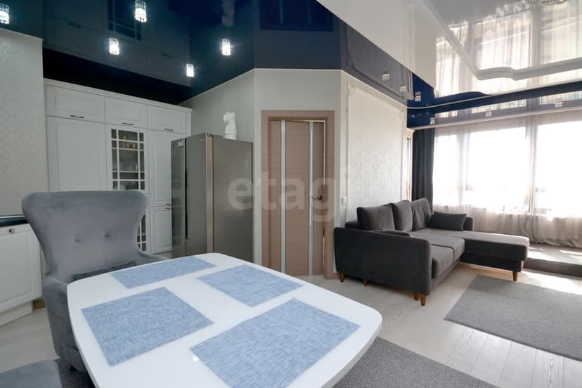 3 комн., 84 м², Монолитно-каркасный