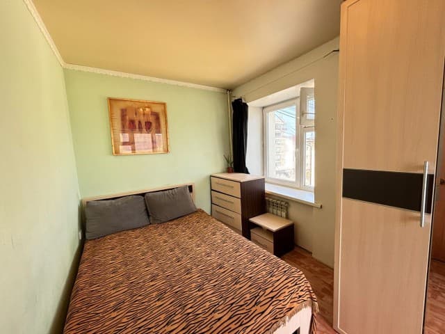 2 комн., 40 м², Хрущевка, Центр - район пл. Орджоникидзе 8
