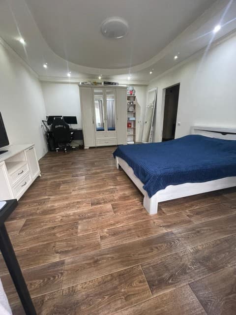 1 комн., 40 м², КПД, Центр - район пл. Орджоникидзе 2