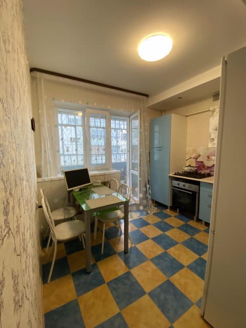 2 комн., 55 м², Блочный, Сайсары 10