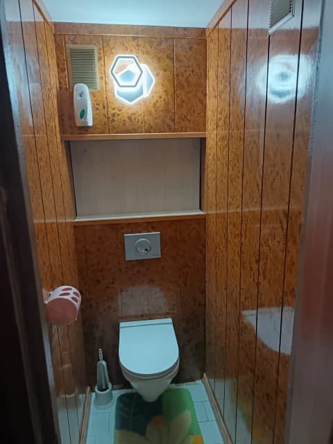 3 комн., 77 м², 112 серия, Крестьянский рынок, стадион "Туймаада" 18
