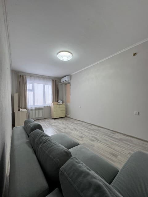 1 комн., 36 м², Монолитно-каркасный, Областная больница, рынок "Манньыаттаах" 6