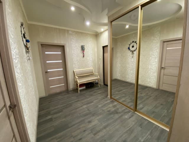 2 комн., 75 м², Монолитно-каркасный, Крестьянский рынок, стадион "Туймаада" 8