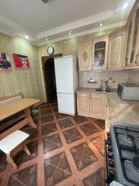 1 комн., 40 м², КПД, Центр - район пл. Орджоникидзе 5
