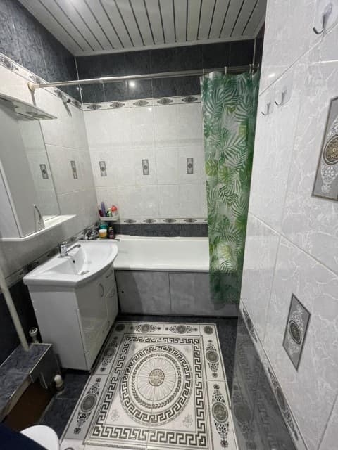 1 комн., 40 м², КПД, Центр - район пл. Орджоникидзе 7