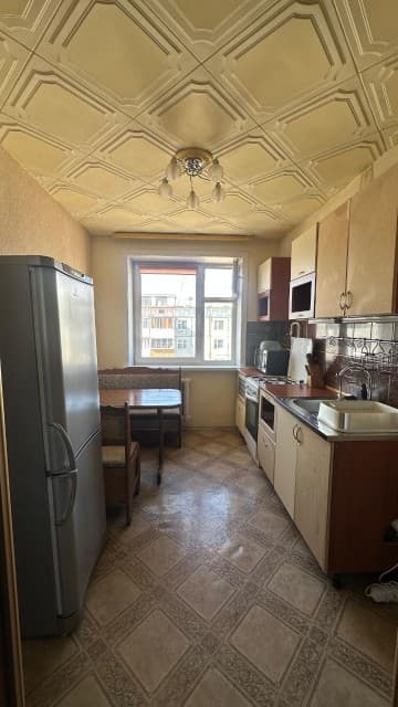 2 комн., 46 м², КПД, Центр - район пл. Орджоникидзе 4