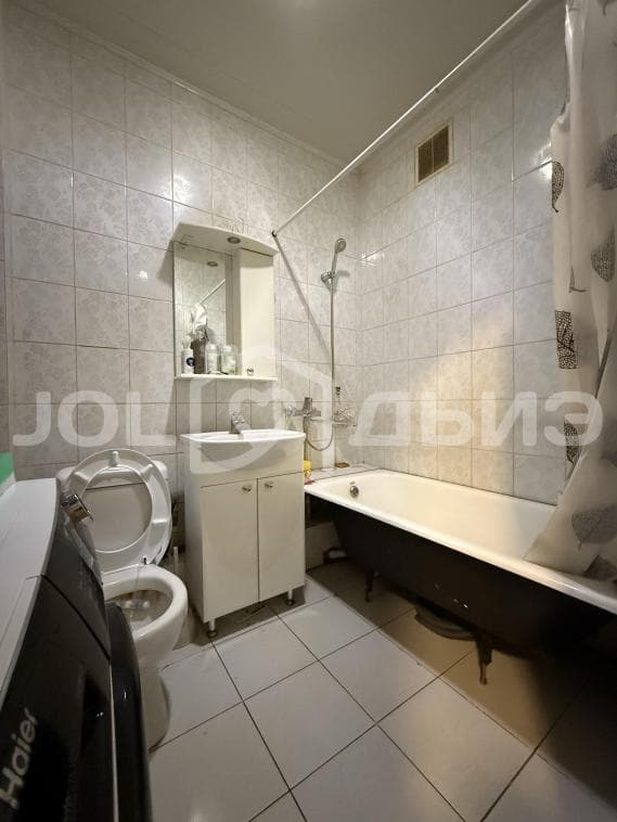 1 комн., 37 м², Блочный, Рынок Столичный 5