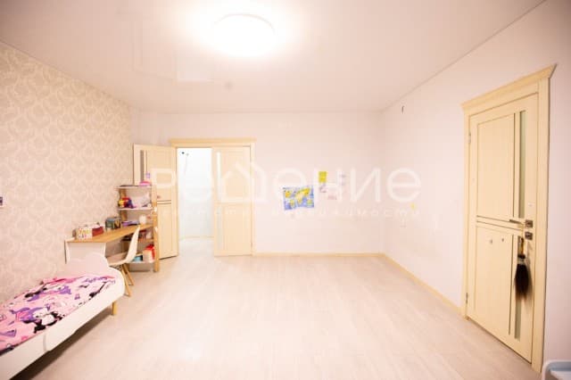 2 комн., 69 м², Монолитно-каркасный, Кинотеатр Лена 5
