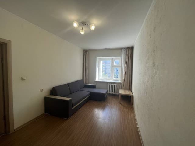1 комн., 44 м², Блочный, Сахацирк 2