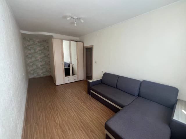 1 комн., 44 м², Блочный, Сахацирк