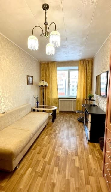 2 комн., 44 м², Блочный, ТЦ "Олонхо" 6