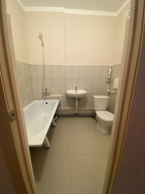 1 комн., 50 м², Блочный, Другие районы 6