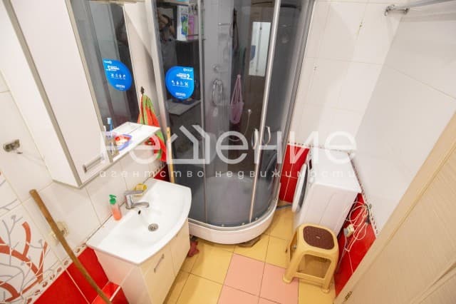 2 комн., 43 м², Инд. планировка, Кинотеатр Лена 11