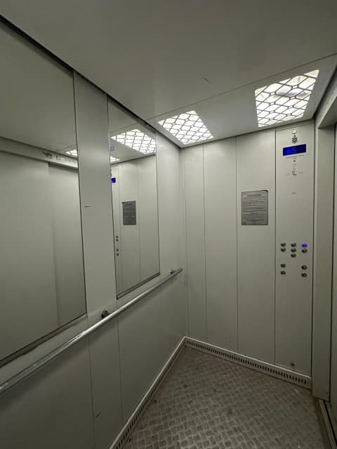 2 комн., 47 м², Монолитно-каркасный, Звездный 18