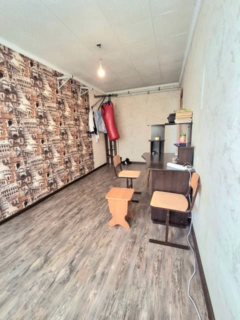 3 комн., 57 м², Блочный, Жатай 9