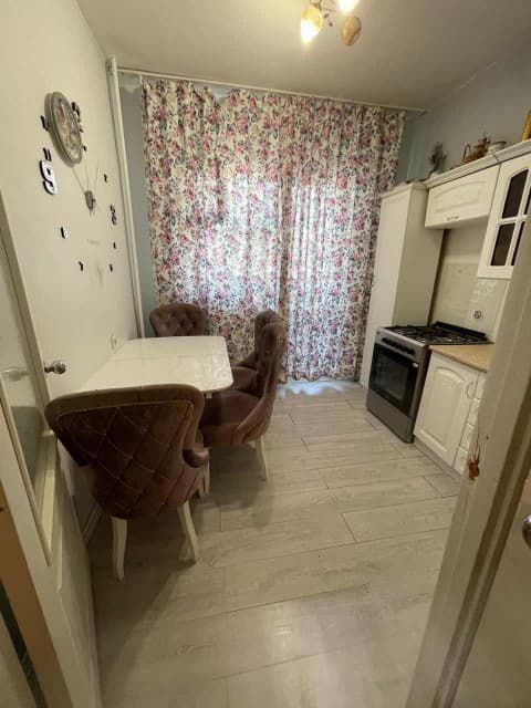 2 комн., 60 м², 112 серия, Областная больница, рынок "Манньыаттаах" 4