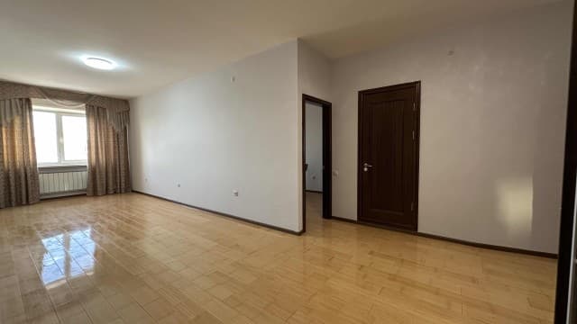 2 комн., 67 м², Инд. планировка, Крестьянский рынок, стадион "Туймаада" 9