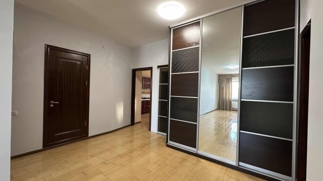 2 комн., 67 м², Инд. планировка, Крестьянский рынок, стадион "Туймаада" 7