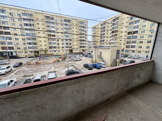 3 комн., 73 м², Блочный, Площадь Победы 12