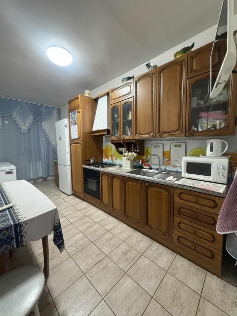 3 комн., 88 м², Инд. планировка, Авиапорт 2