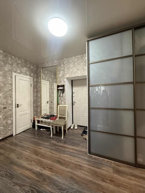 2 комн., 62 м², Инд. планировка, Крытый рынок 7