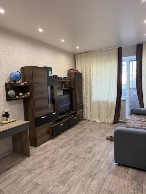 2 комн., 62 м², Инд. планировка, Крытый рынок 9