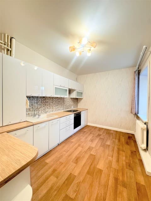 3 комн., 77 м², Инд. планировка, Манчаары 5