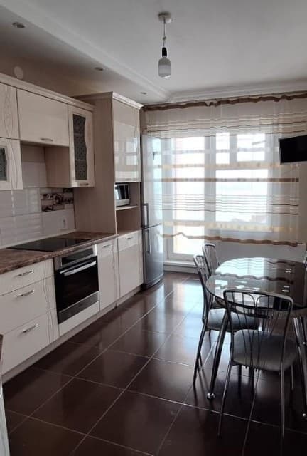 3 комн., 79 м², Блочный, 103 квартал (Ростелеком) 3