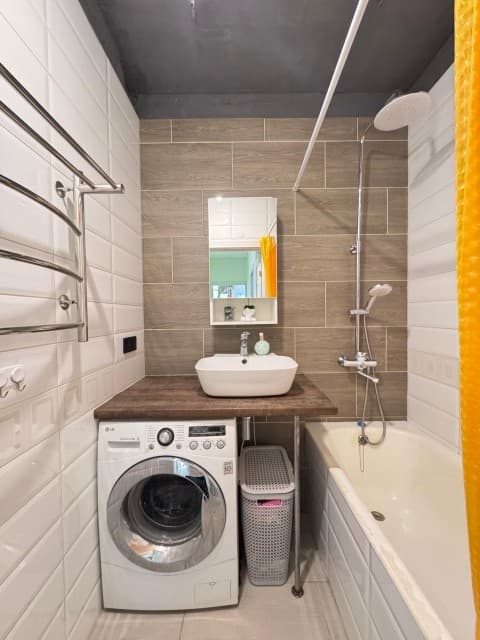 2 комн., 65 м², Инд. планировка, Центр - район пл. Дружбы 9