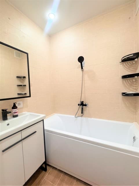 3 комн., 77 м², Инд. планировка, Манчаары 2