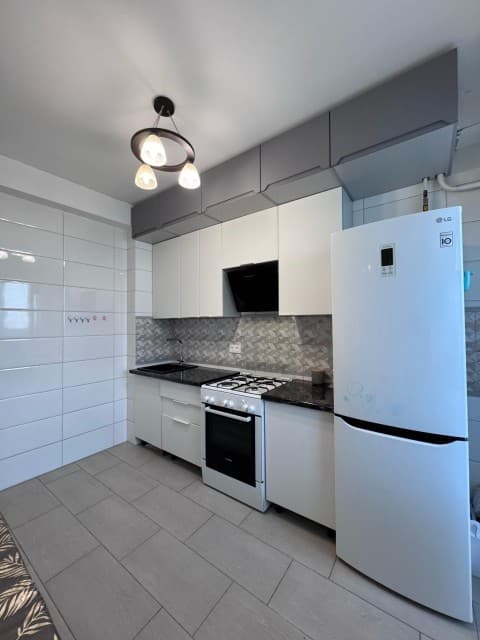 2 комн., 65 м², Инд. планировка, Центр - район пл. Дружбы 6