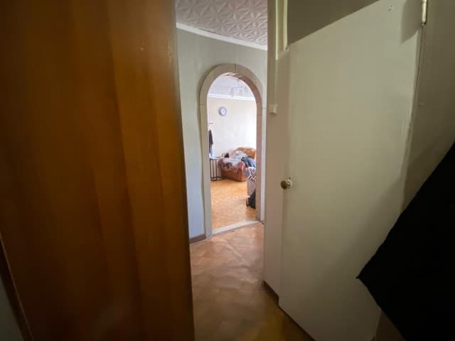 2 комн., 43 м², Блочный, Центр - район пл. Орджоникидзе 4