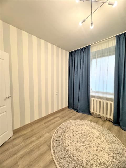 3 комн., 75 м², Блочный, 26 школа 7