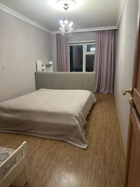 2 комн., 65 м², Монолитно-каркасный, Центр - район пл. Дружбы 5