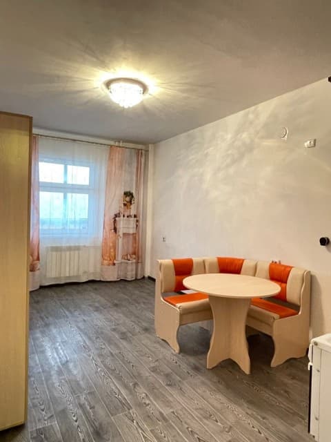 Студия, Малосемейка, Автодорожная 4