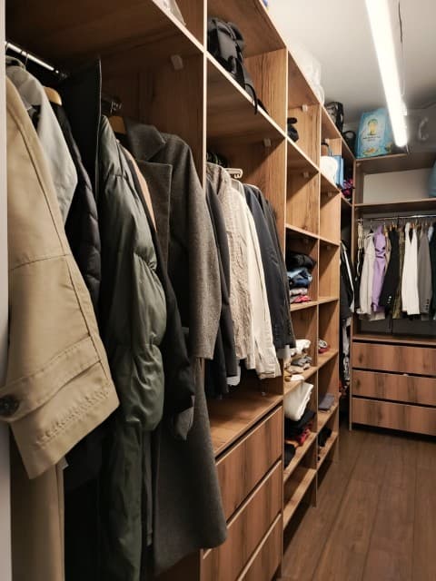 3 комн., 87 м², Инд. планировка, Центр - район пл. Орджоникидзе 8