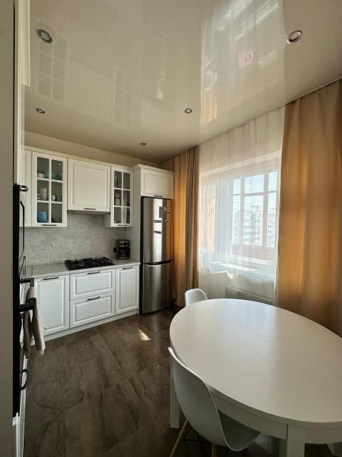 2 комн., 64 м², 112 серия, Центр - район пл. Дружбы 3