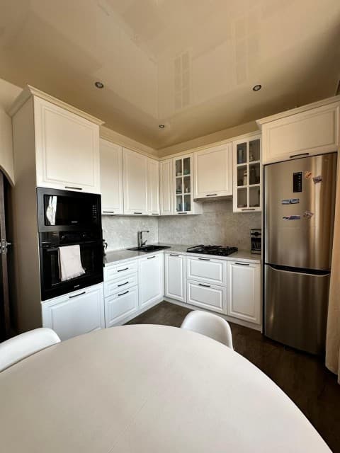 2 комн., 64 м², 112 серия, Центр - район пл. Дружбы