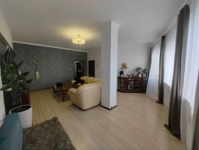 3 комн., 92 м², Инд. планировка, 203 мкрн. 3