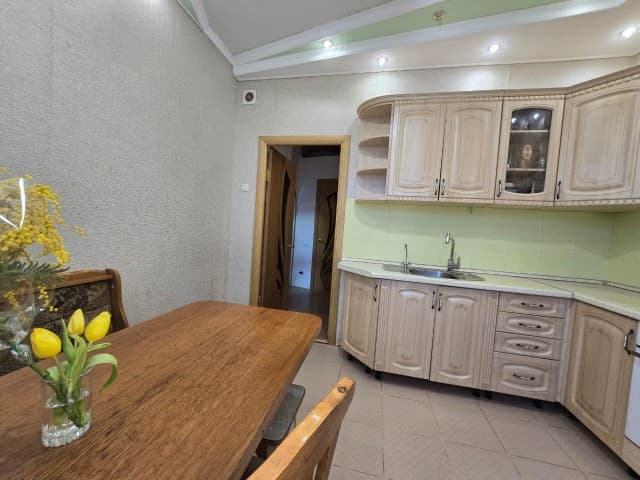 4 комн., 94 м², 112 серия, Авиапорт 2
