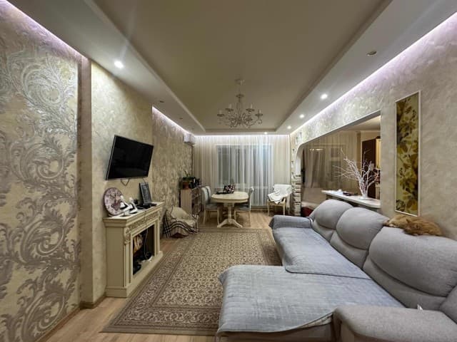 3 комн., 103 м², Блочный, Сахацирк 6