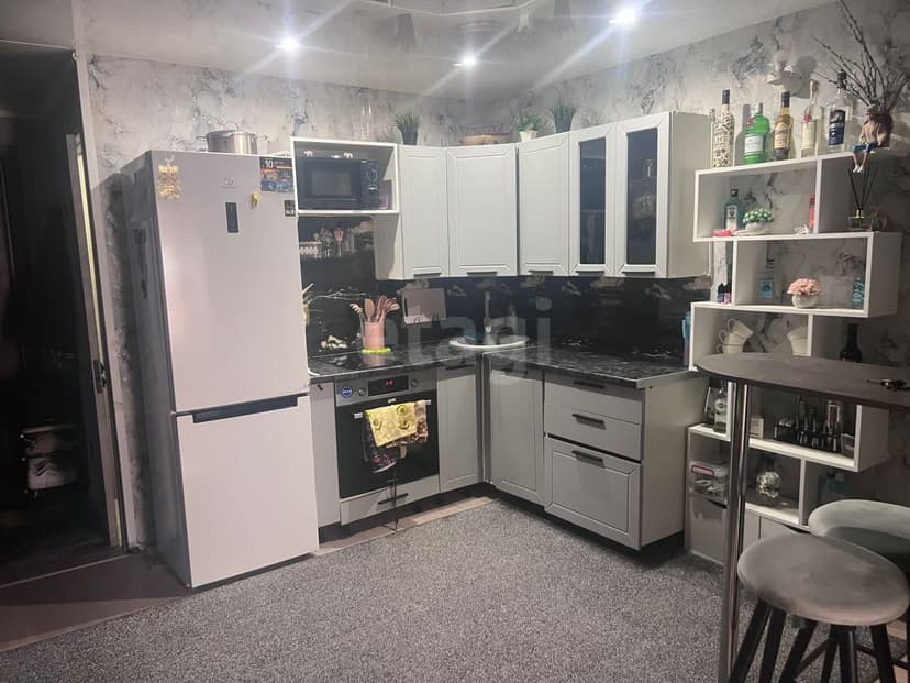 3 комн., 39 м², Монолитно-каркасный